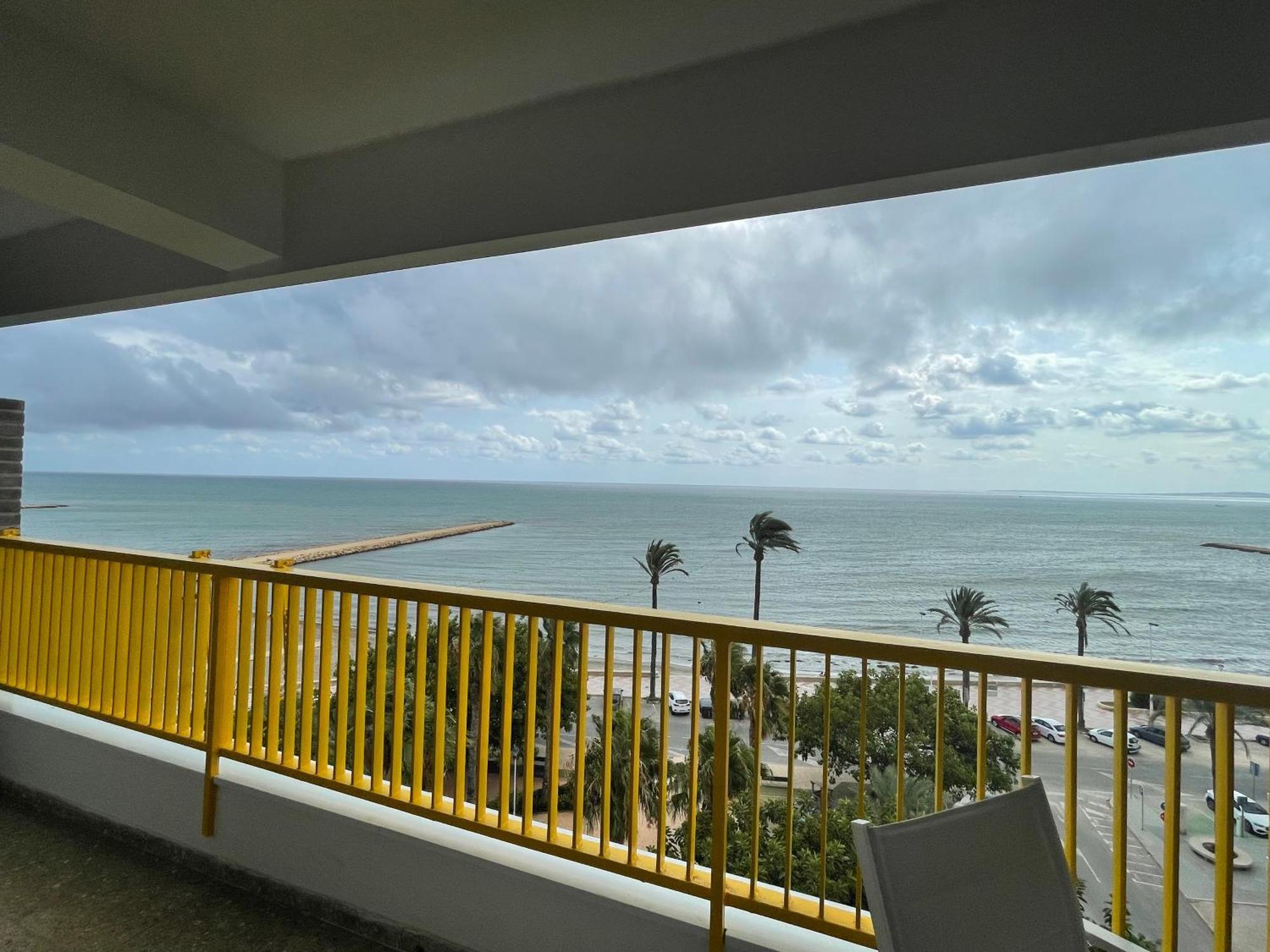 Sunflower Residence First Line By The Sea 圣波拉 外观 照片