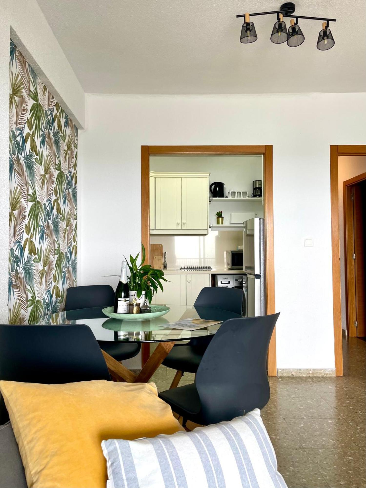 Sunflower Residence First Line By The Sea 圣波拉 外观 照片